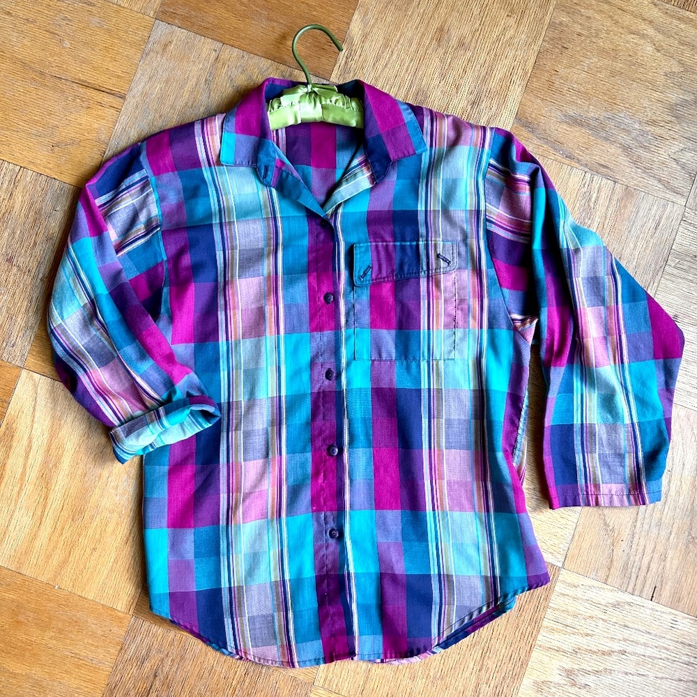 Vintage 80's Women's Plaid Button down shirt